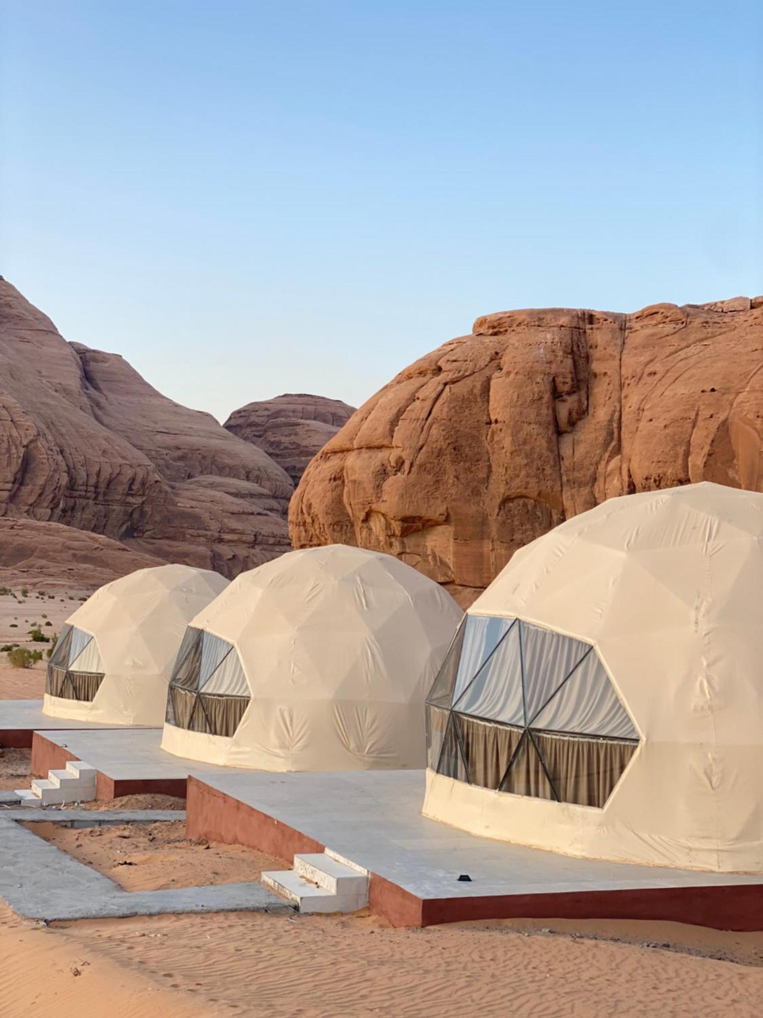 Scarlet Luxury Camp Wadi Rum Extérieur photo
