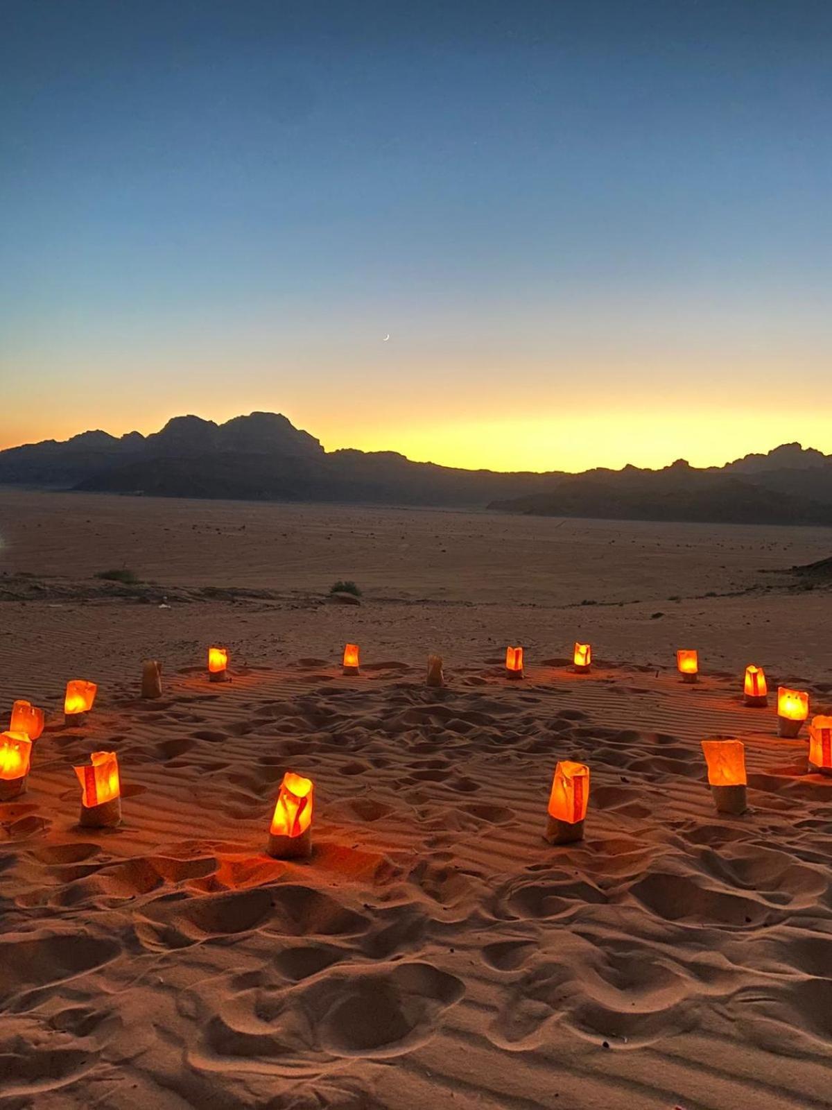 Scarlet Luxury Camp Wadi Rum Extérieur photo